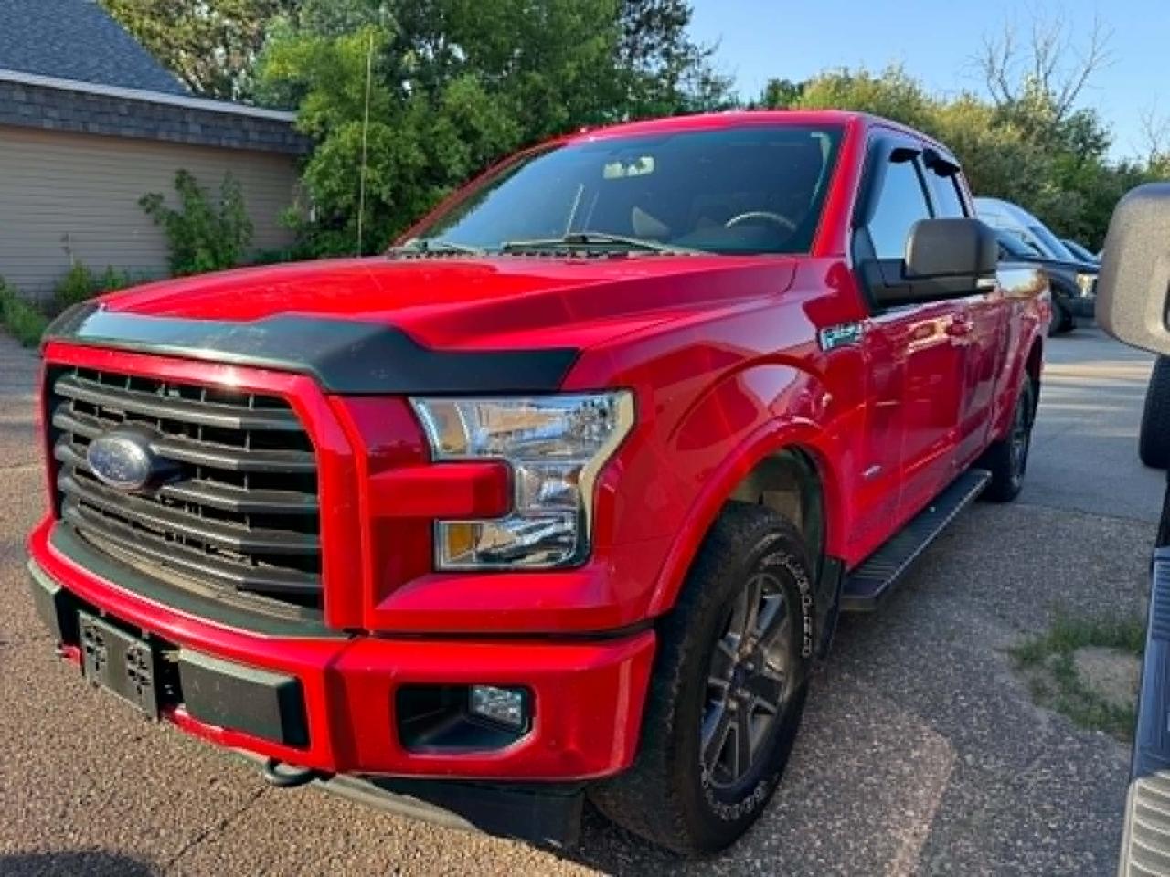 2017 Ford F-150 XLT Photo5