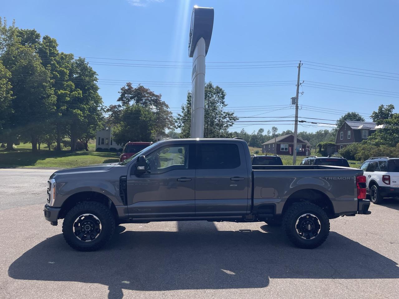 2026 Ford F-250 Super Duty SRW Lariat Photo3