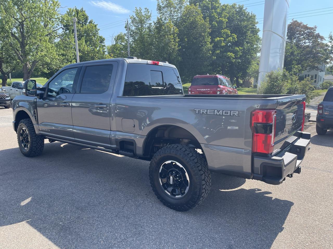 2026 Ford F-250 Super Duty SRW Lariat Photo4