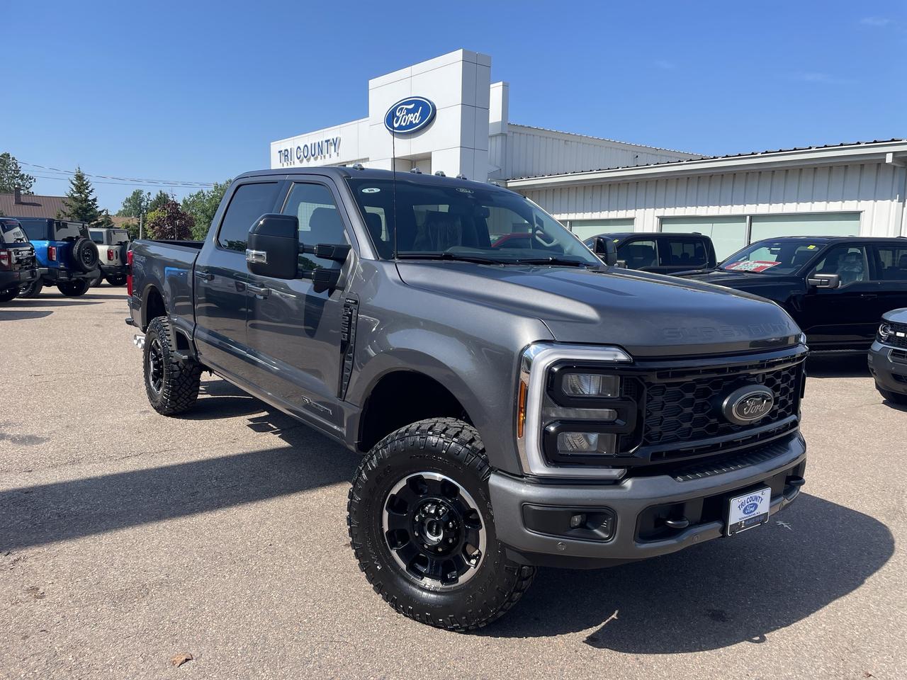 2026 Ford F-250 Super Duty SRW Lariat Photo0