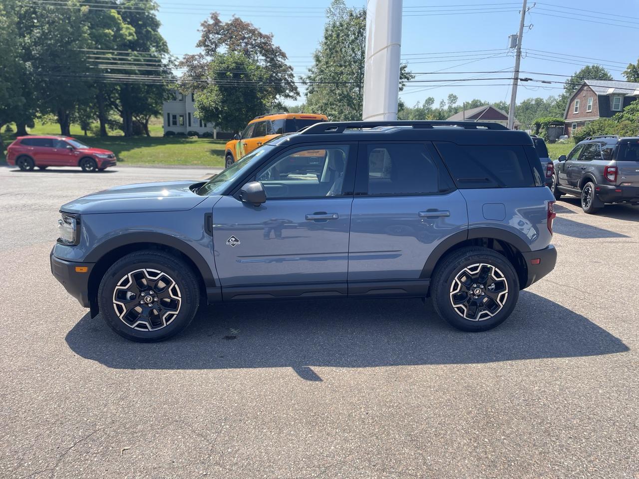 2026 Ford Bronco Sport Outer Banks Photo3