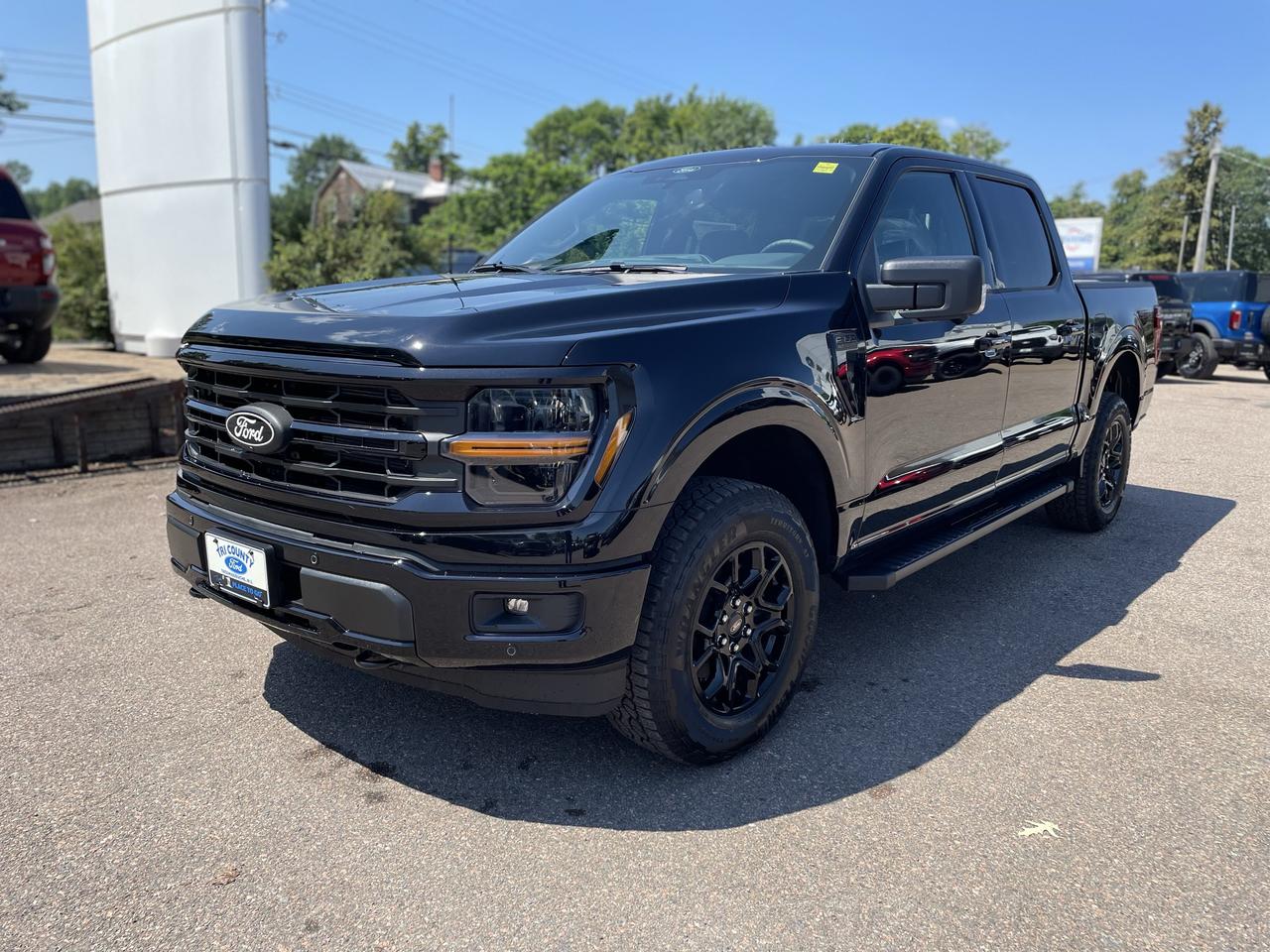 2026 Ford F-150 XLT Photo2