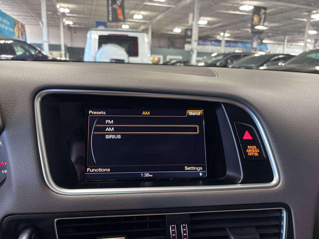 2017 Audi Q5 Progressiv|2.0T|QUATTRO|NAV|CREAMLEATHER|PANOROOF| Photo
