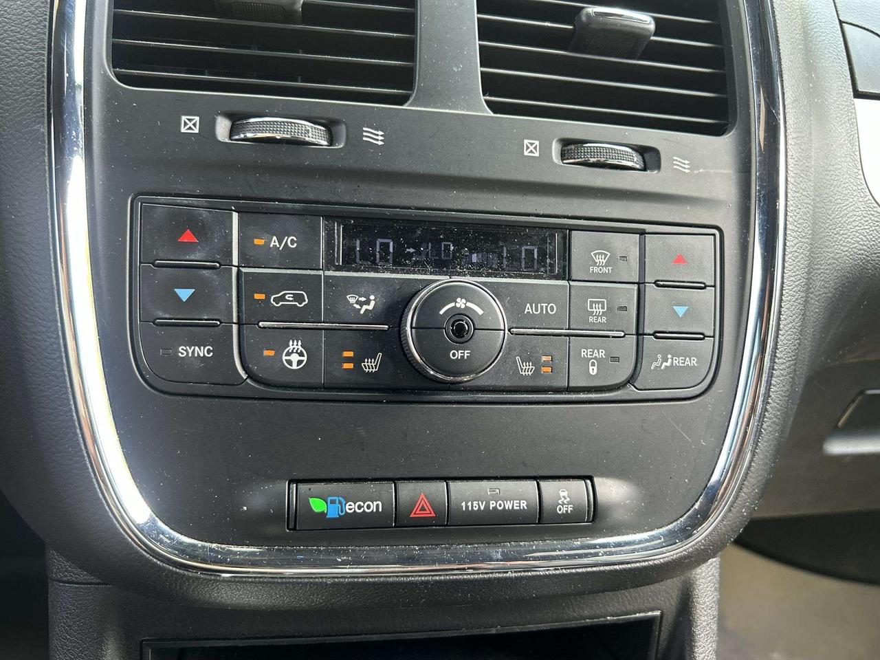 2019 Dodge Grand Caravan GT | 7-PASS | HTD LEATHER | REMOTE START | ALLOYS Photo