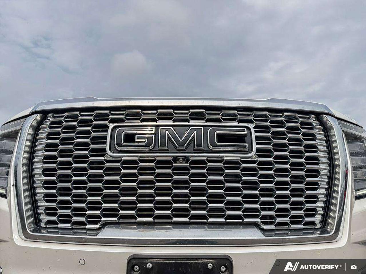 2024 GMC Yukon Denali | 3rd Row | Remote Start Photo
