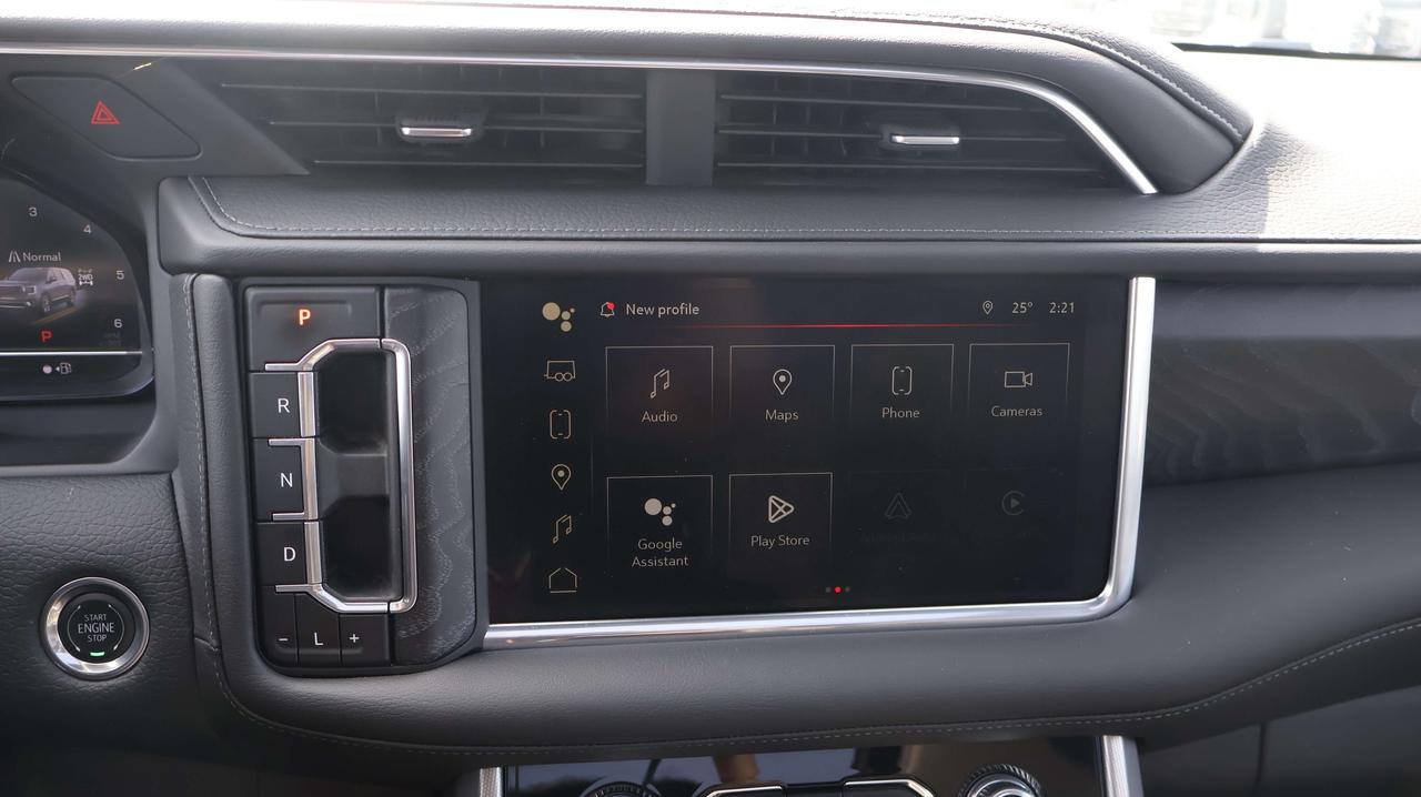 2024 GMC Yukon Denali | 3rd Row | Remote Start Photo