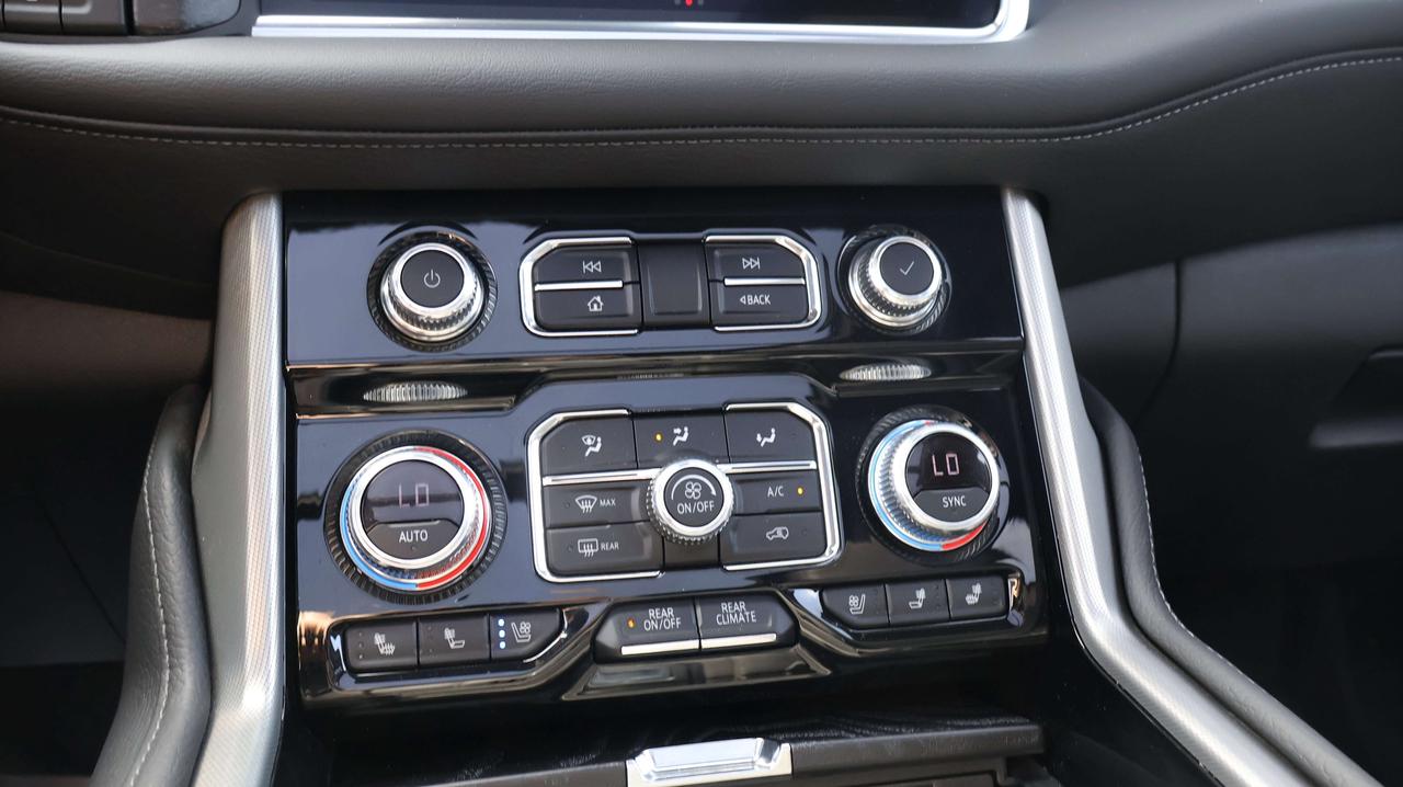 2024 GMC Yukon Denali | 3rd Row | Remote Start Photo