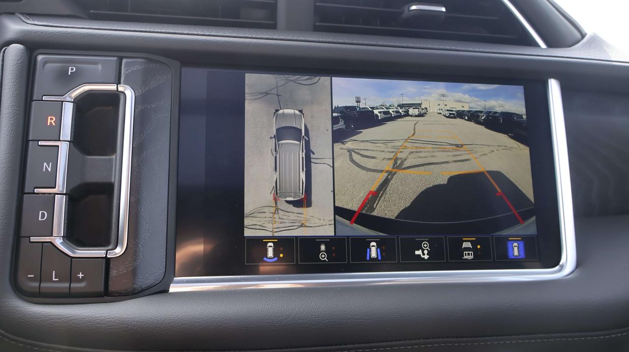 2024 GMC Yukon Denali | 3rd Row | Remote Start Photo