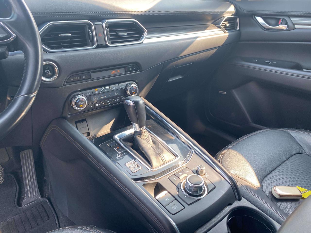 2018 Mazda CX-5 GT, CLEAN CARFAX, SUNROOF, LEATHER, BACK UP CAMERA Photo