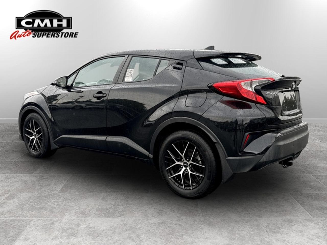 2018 Toyota C-HR ELX  **CLEAN CARFAX - LOW KMS** Photo