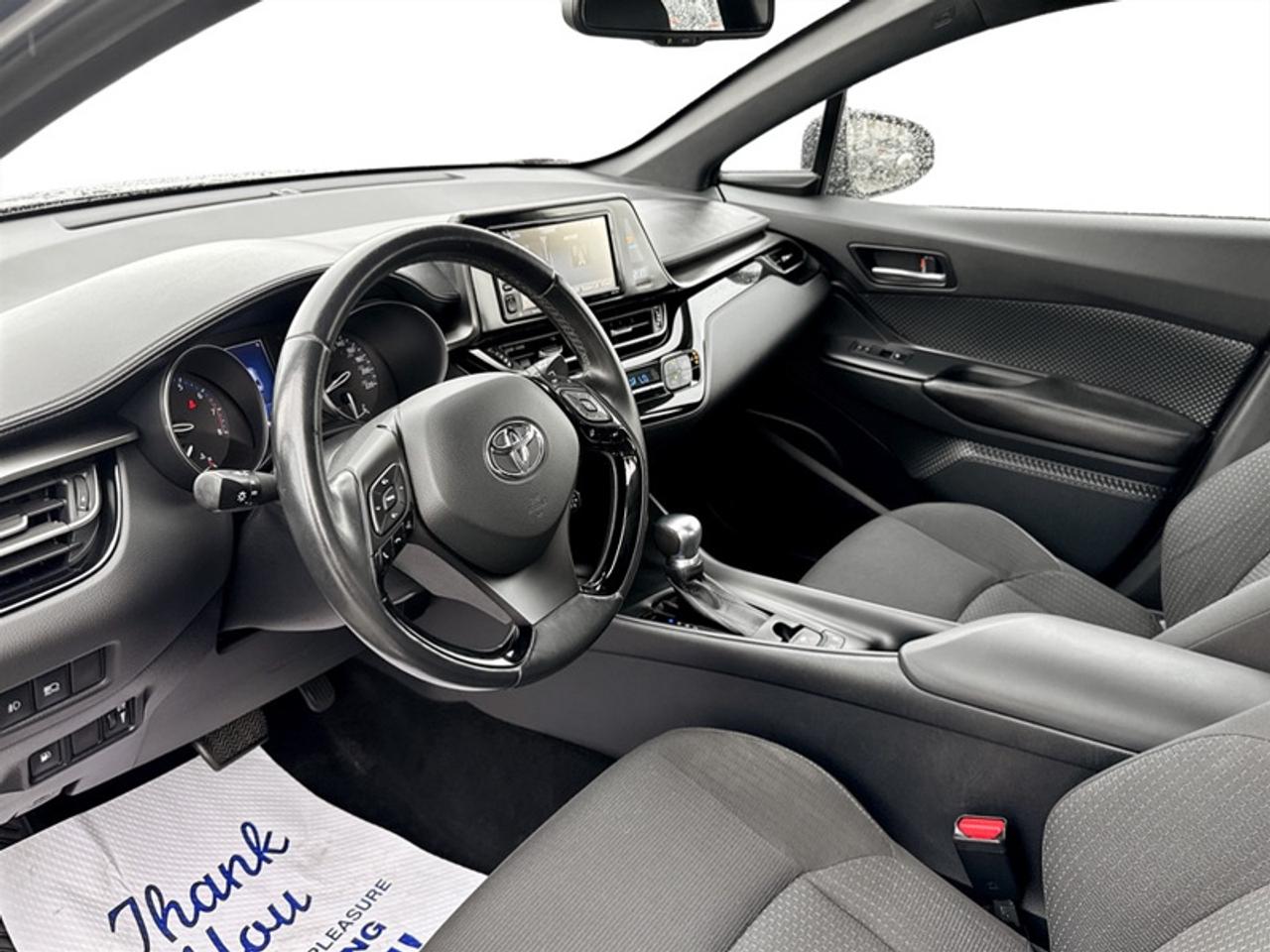 2018 Toyota C-HR ELX  **CLEAN CARFAX - LOW KMS** Photo