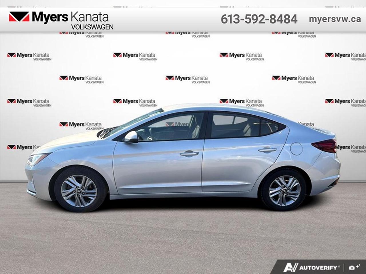 2019 Hyundai Elantra Preferred w/sun and safety pkg Photo1