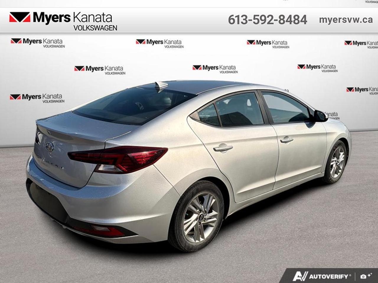 2019 Hyundai Elantra Preferred w/sun and safety pkg Photo4