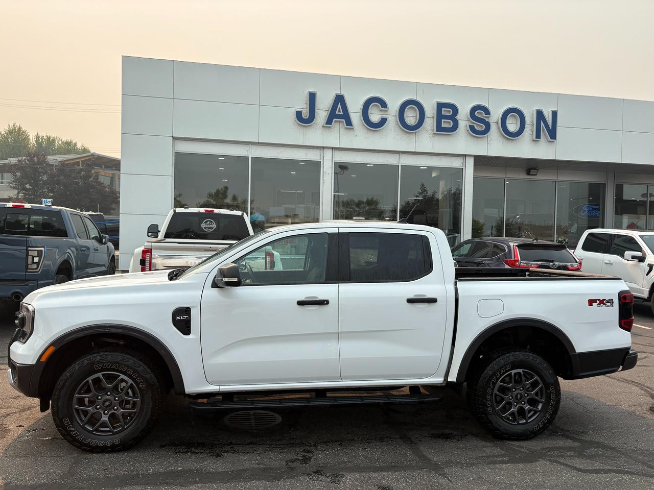 2024 Ford Ranger XLT Photo1