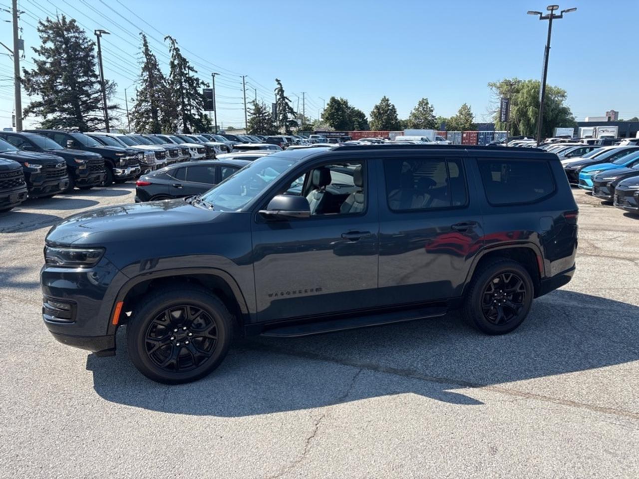2024 Jeep Wagoneer Series II Carbide  8 PASS|PANO ROOF Photo