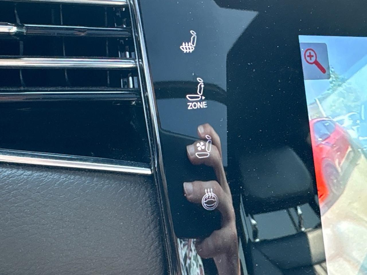 2024 Jeep Wagoneer Series II Carbide  8 PASS|PANO ROOF Photo