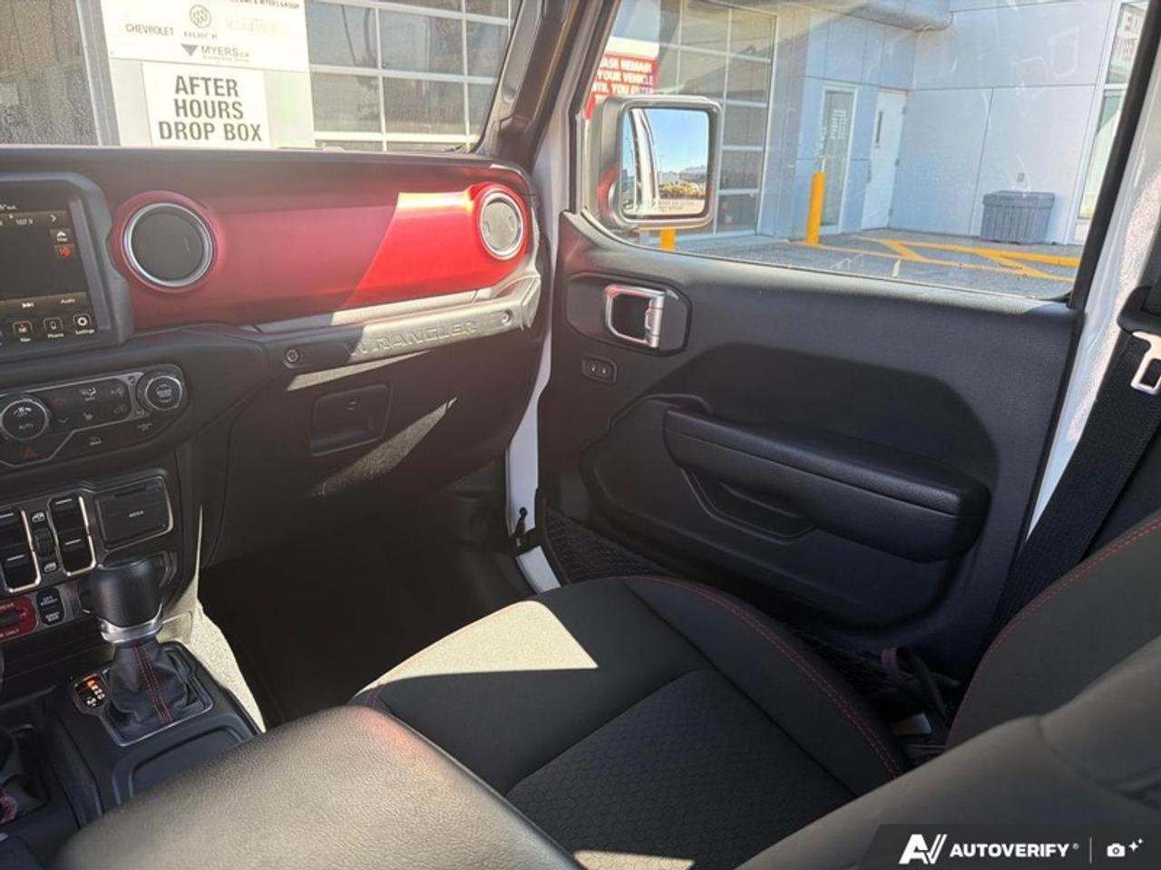 2023 Jeep Wrangler Unlimited Rubicon  -  Navigation Photo