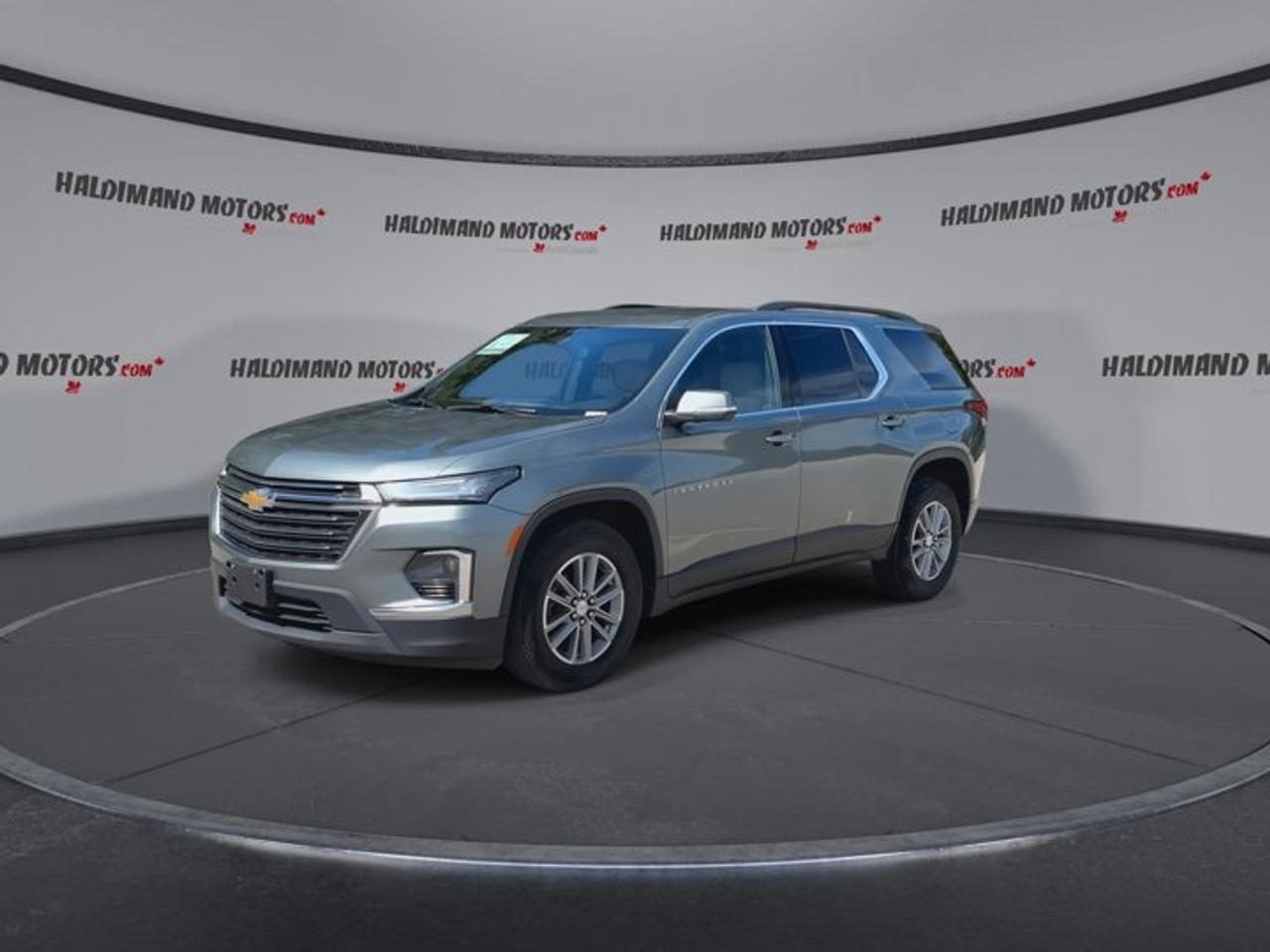 2022 Chevrolet Traverse LT AWD | No Accidents Photo3