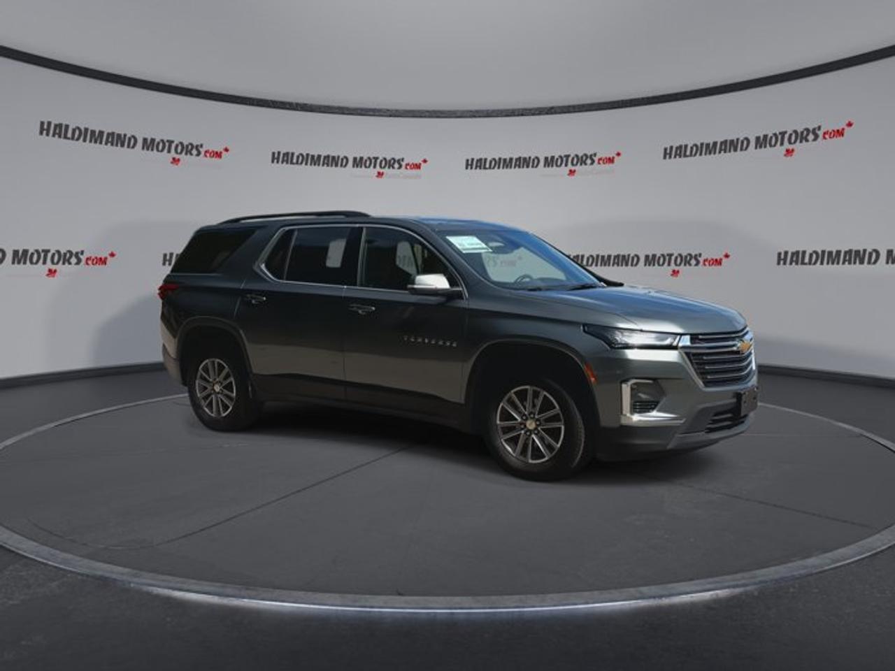 2022 Chevrolet Traverse LT AWD | No Accidents Photo