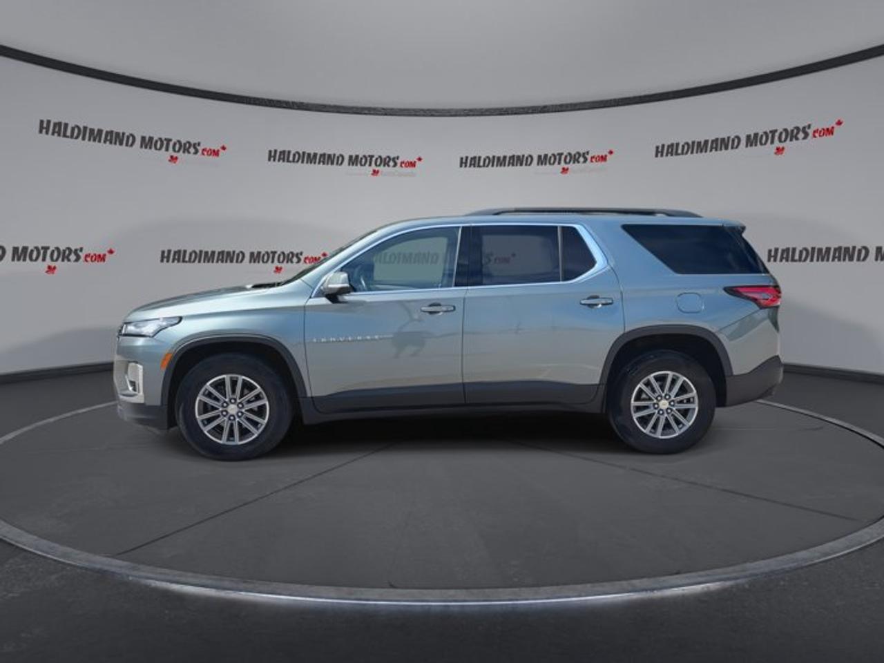 2022 Chevrolet Traverse LT AWD | No Accidents Photo