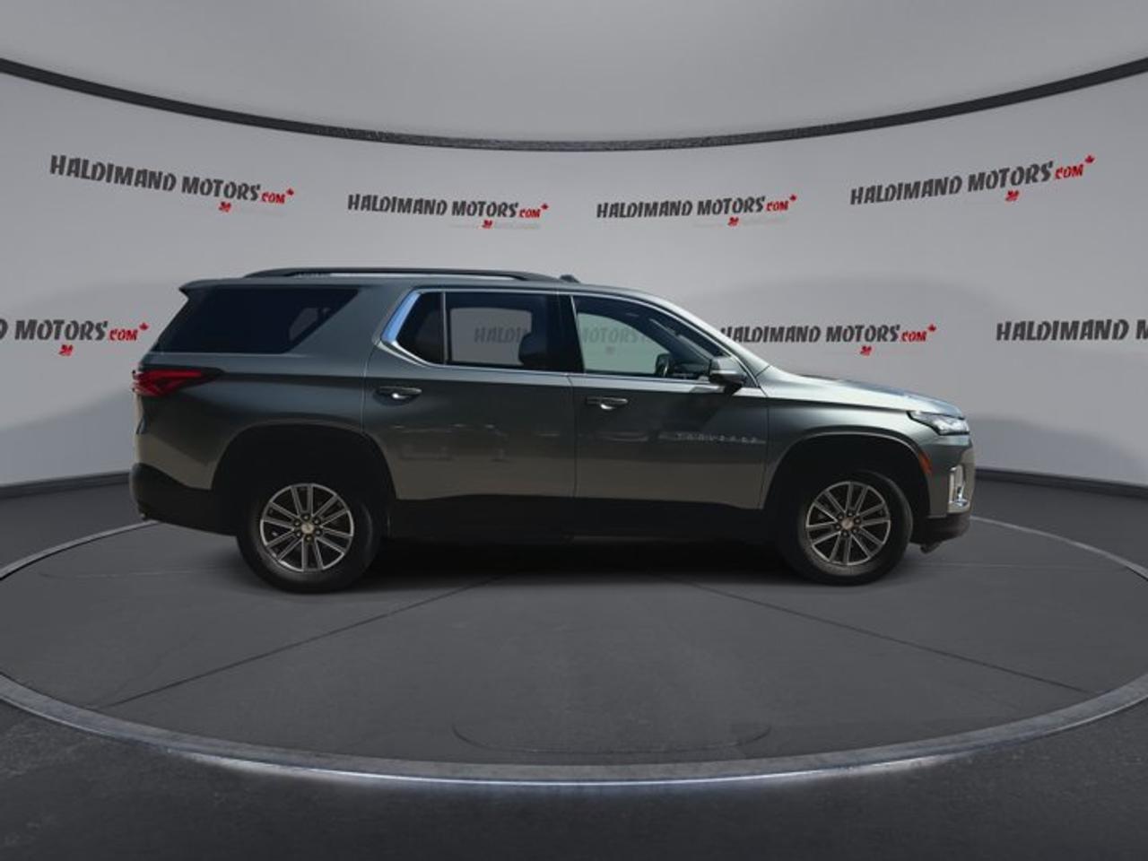 2022 Chevrolet Traverse LT AWD | No Accidents Photo