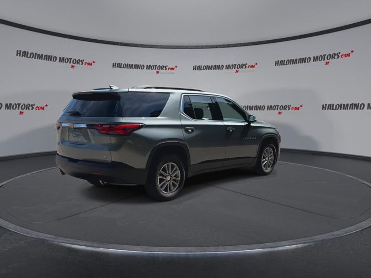 2022 Chevrolet Traverse LT AWD | No Accidents Photo