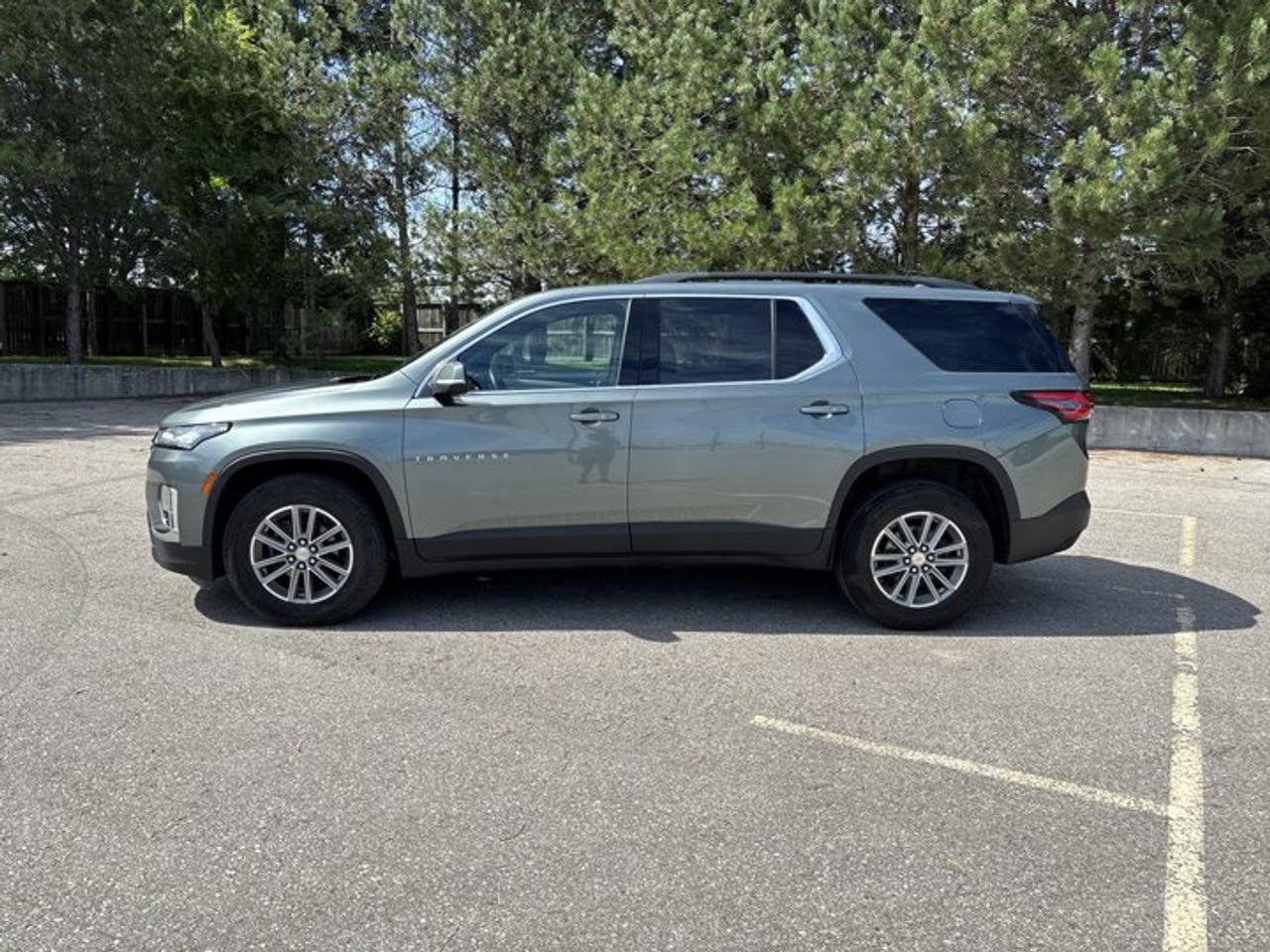 2022 Chevrolet Traverse LT AWD | No Accidents Photo