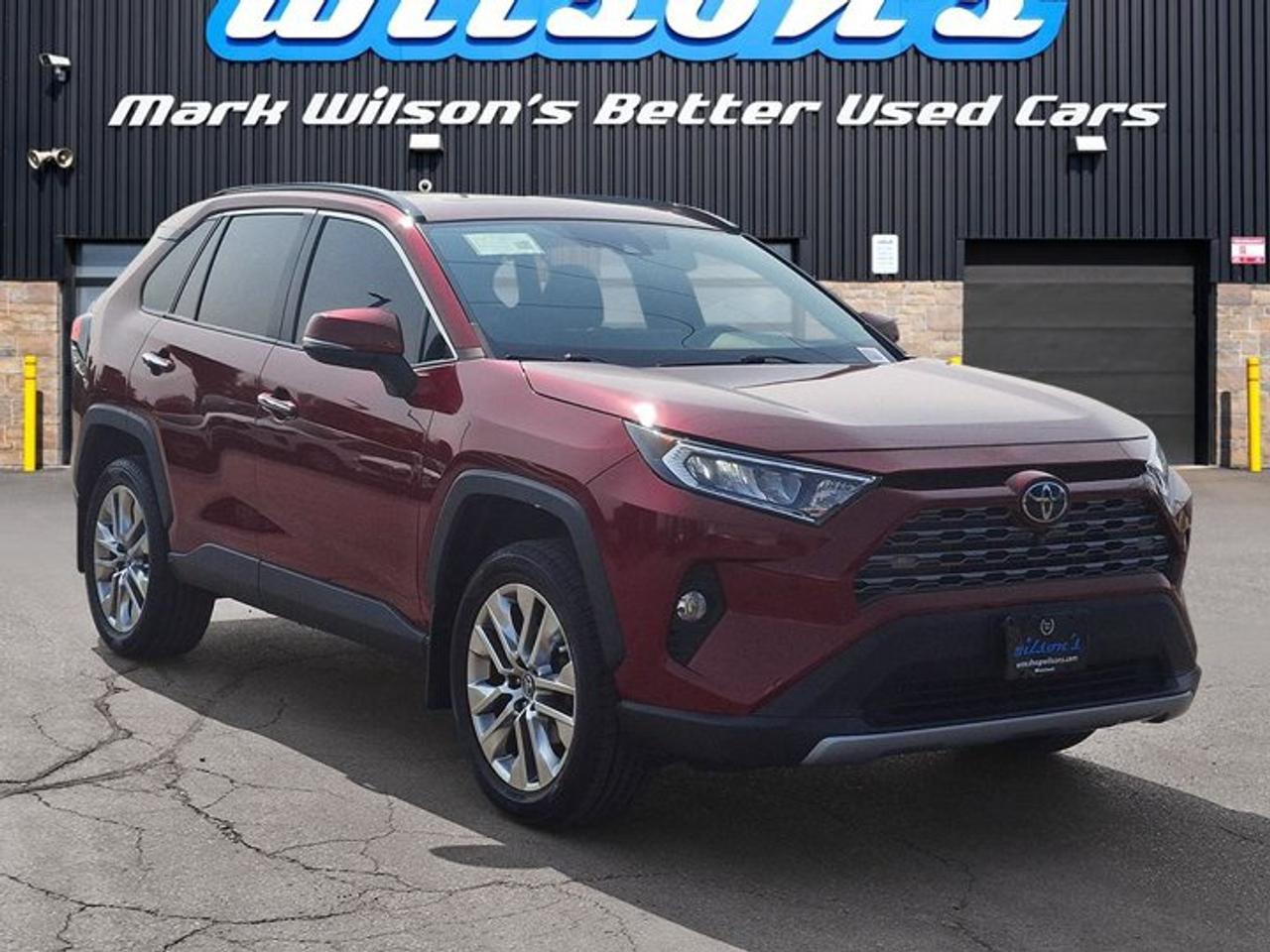 2019 Toyota RAV4 LimitedAWD | Leather | Sunroof | Heated Seats + Steering | Adaptive Cruise | Power Liftgate & More! Photo