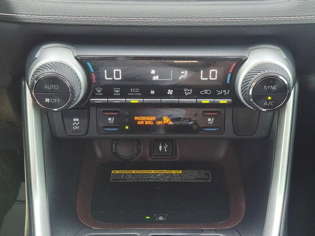 2019 Toyota RAV4 LimitedAWD | Leather | Sunroof | Heated Seats + Steering | Adaptive Cruise | Power Liftgate & More! Photo