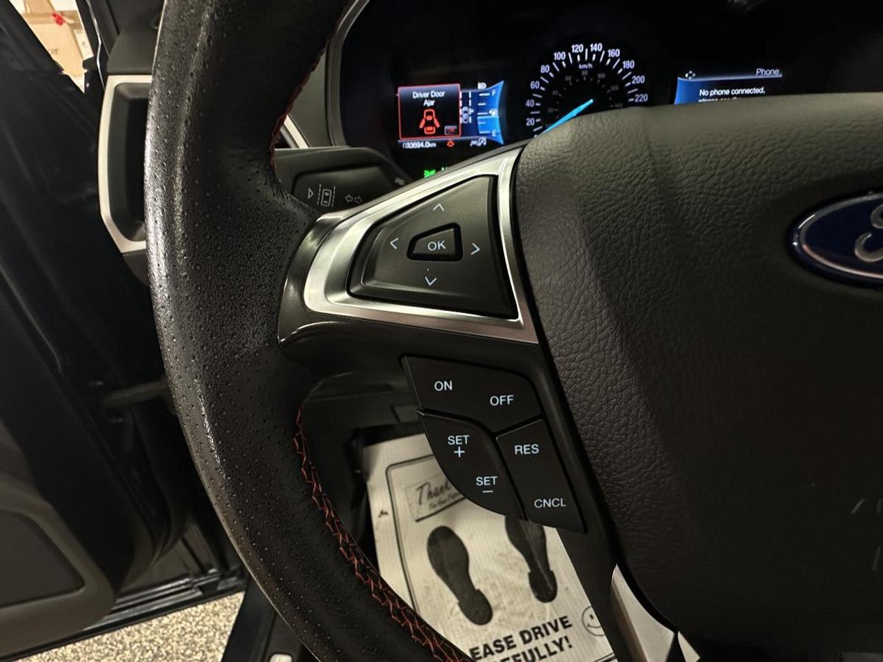 2023 Ford Edge ST Line ST LINE AWD - 33KM/OFF 1 OWNER LEASE! Photo