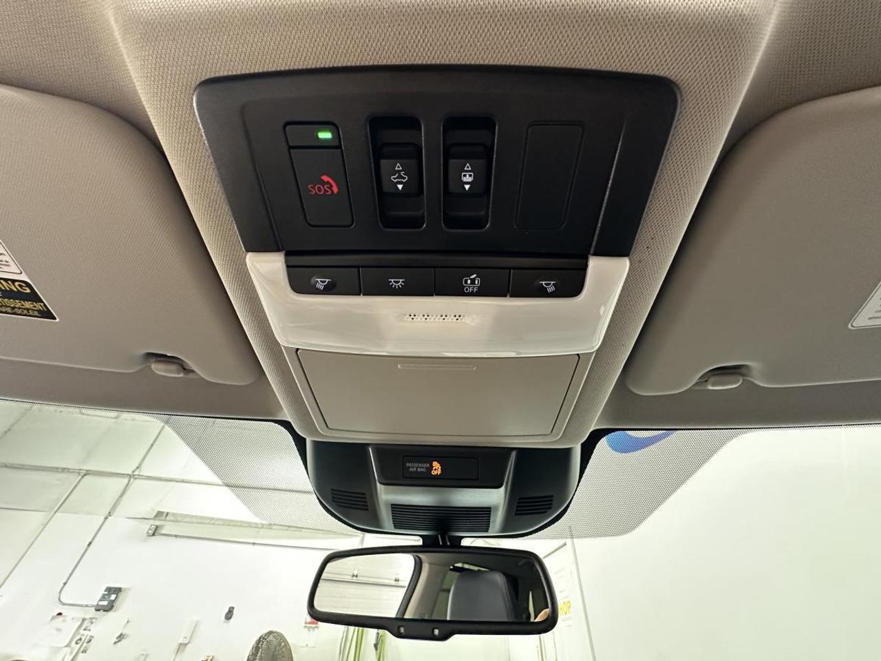2024 Nissan Rogue Platinum AWD PLATINUM - BLACK LEATHER/PANO/NAVI/15KM/1 OWNER LEASE RETURN! Photo