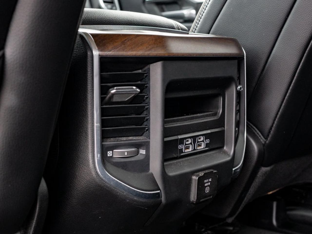 2022 RAM 1500 Laramie Photo