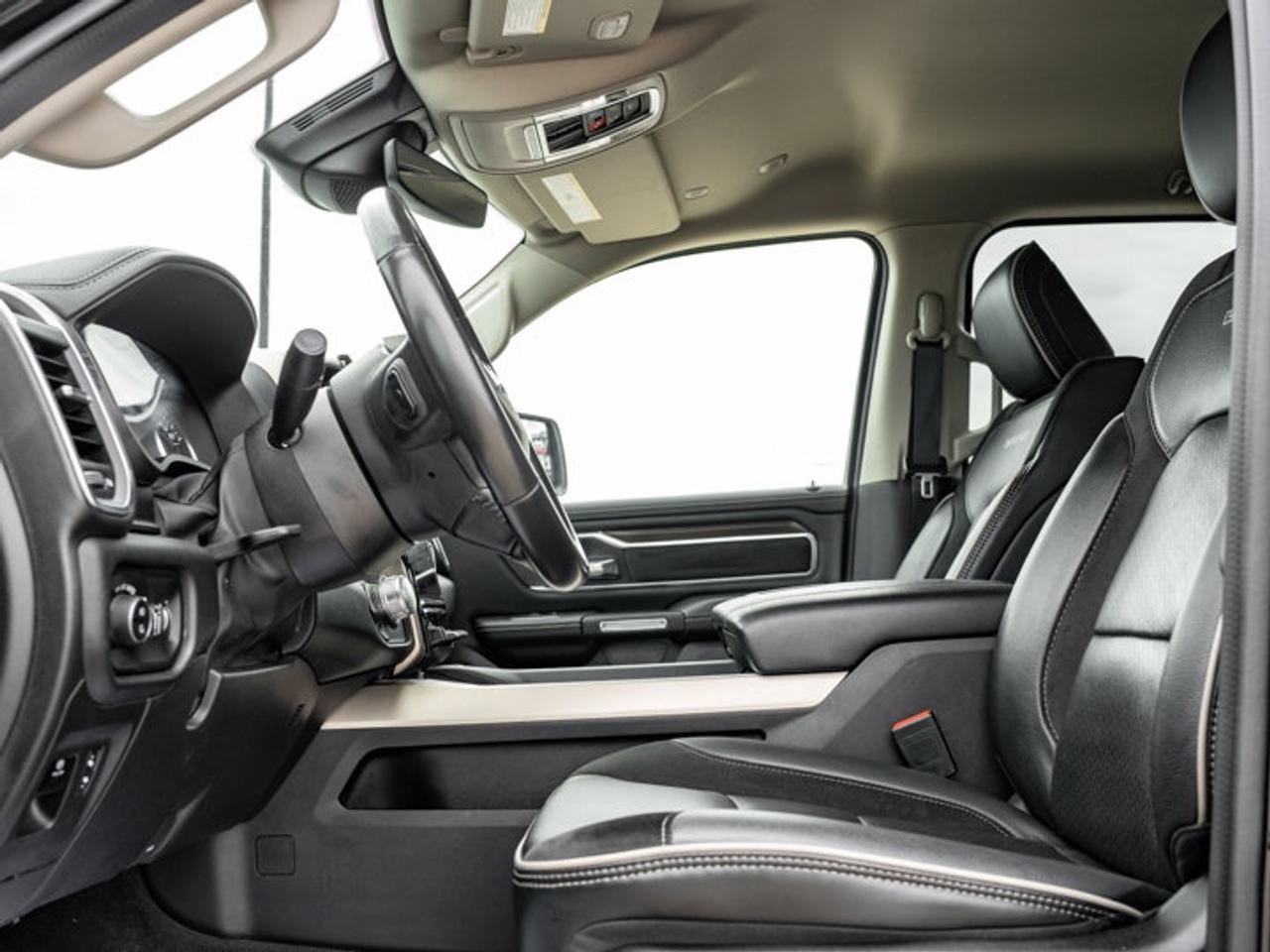 2022 RAM 1500 Laramie Photo