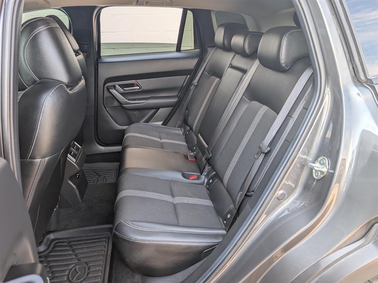 2024 Mazda CX-50 GS-L AWD - PANO ROOF - REV CAM - TECH FEATS- Photo