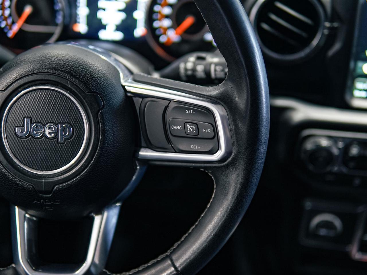 2023 Jeep Wrangler SAHARA | NO ACCIDENTS | LEATHER | NAV | BLIND | 4X4 Photo