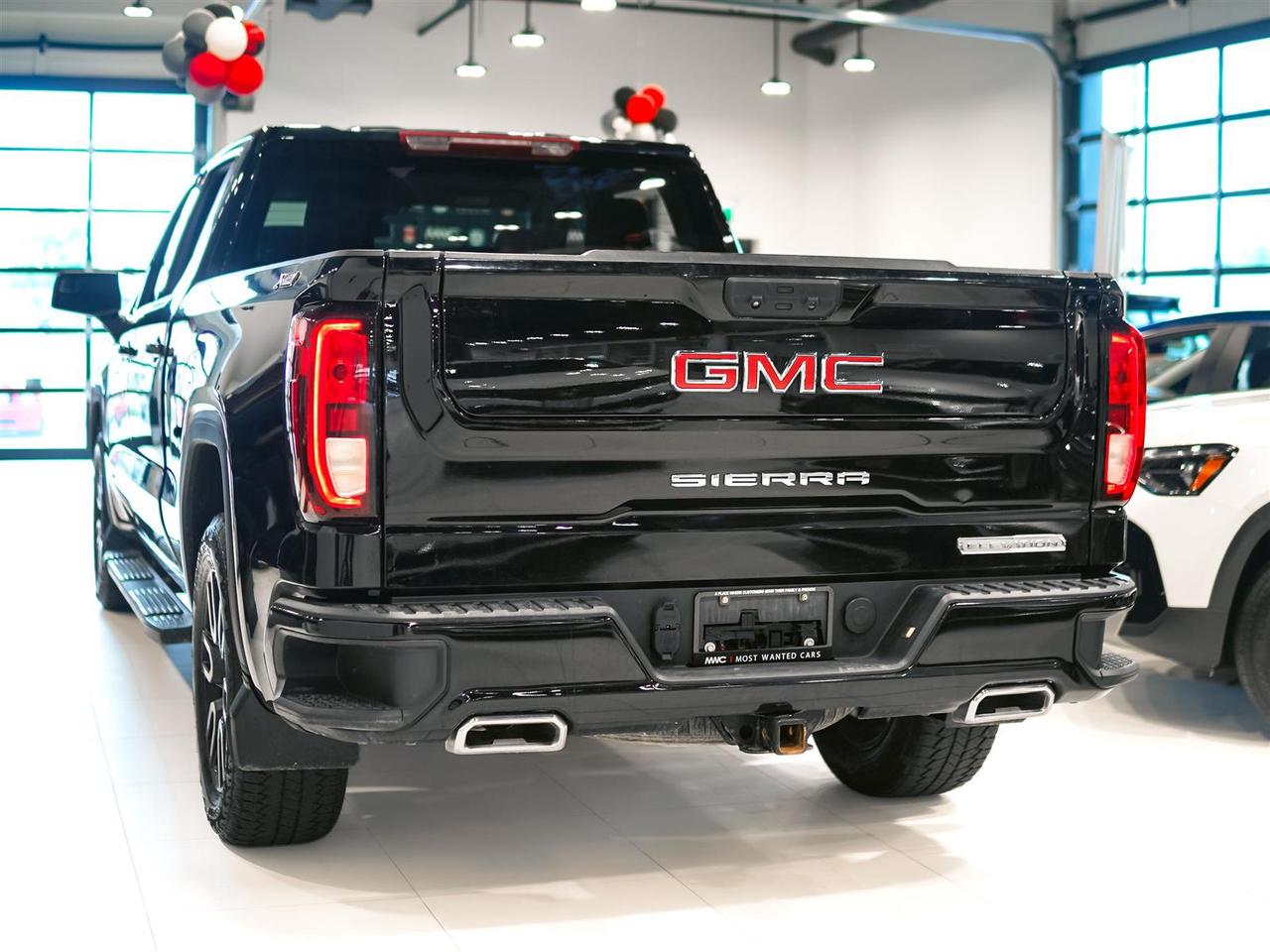 2024 GMC Sierra 1500 ELEVATION | 4X4 | 3.0 DIESEL | BLK PKG | NO ACCIDENTS Photo