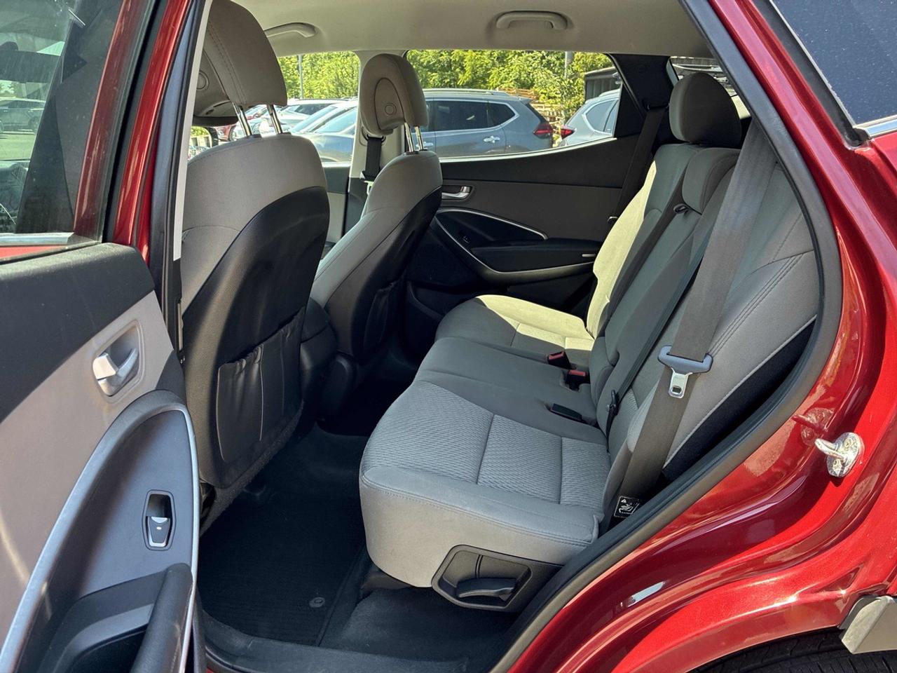 2017 Hyundai Santa Fe Sport - NO ACCIDENTS - CLEAN! Photo