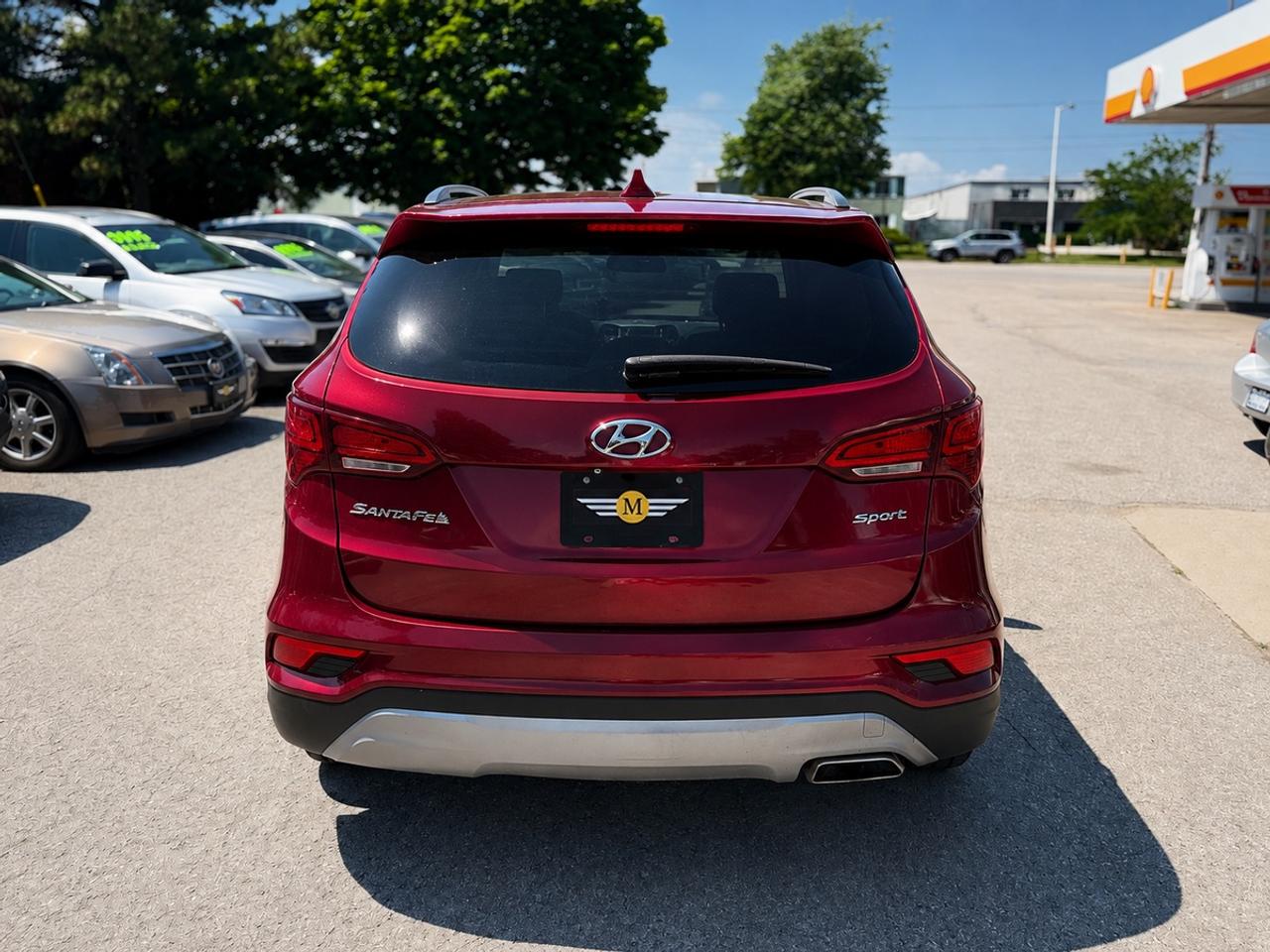 2017 Hyundai Santa Fe Sport - NO ACCIDENTS - CLEAN! Photo2
