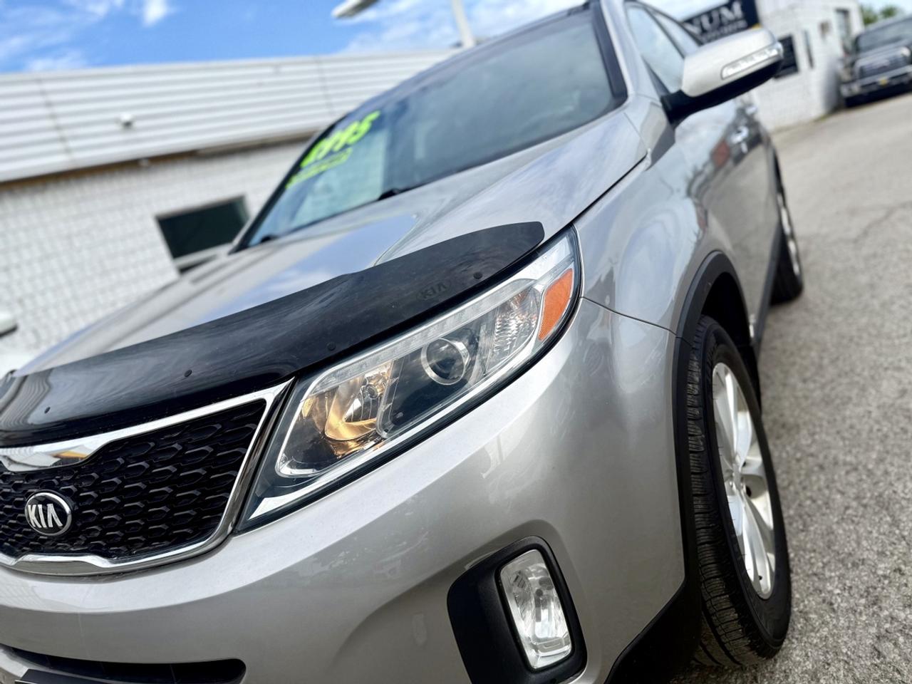 2015 Kia Sorento EX AWD - ONE OWNER - CLEAN!!!! Photo2
