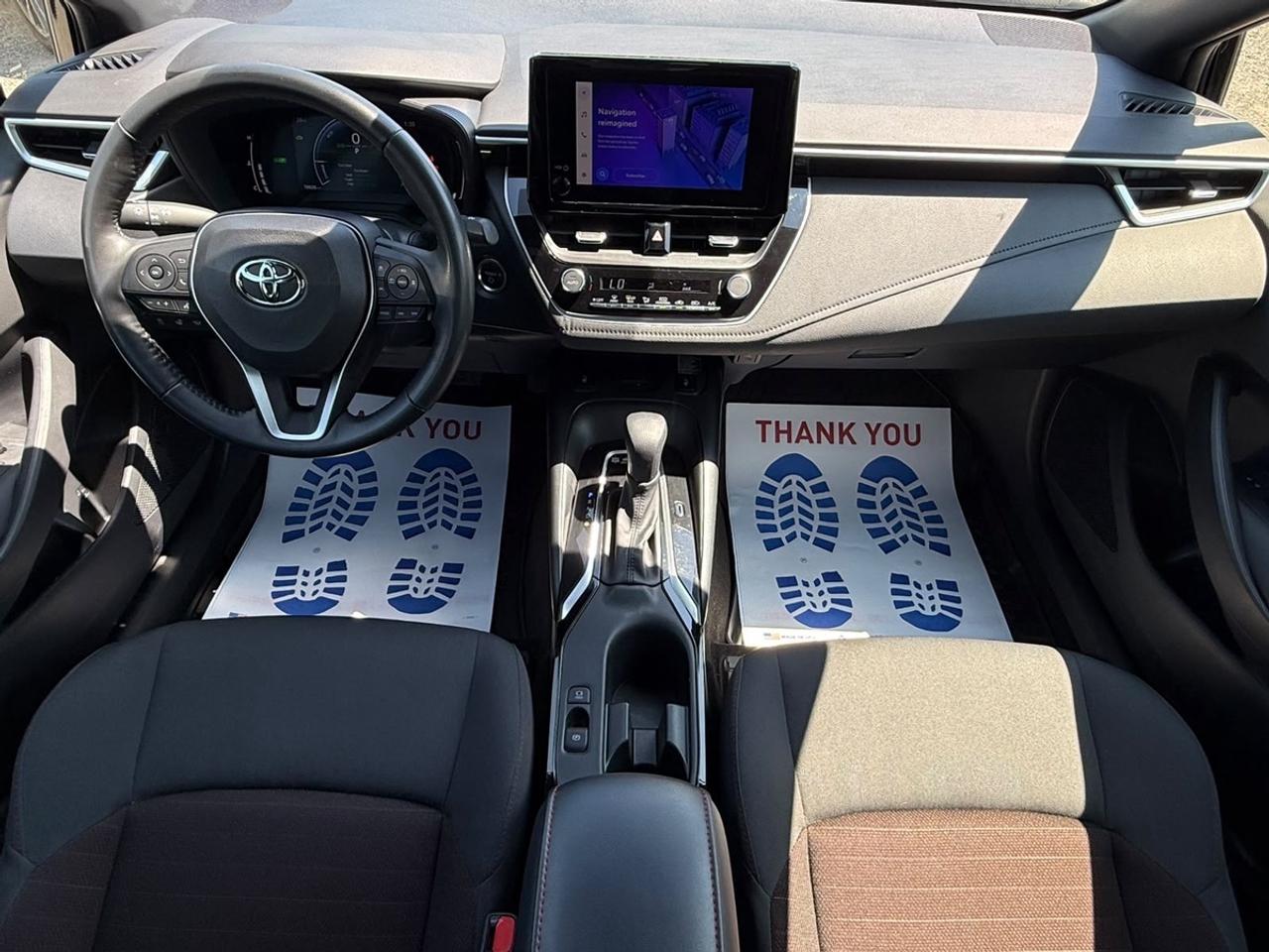 2024 Toyota Corolla SE Photo