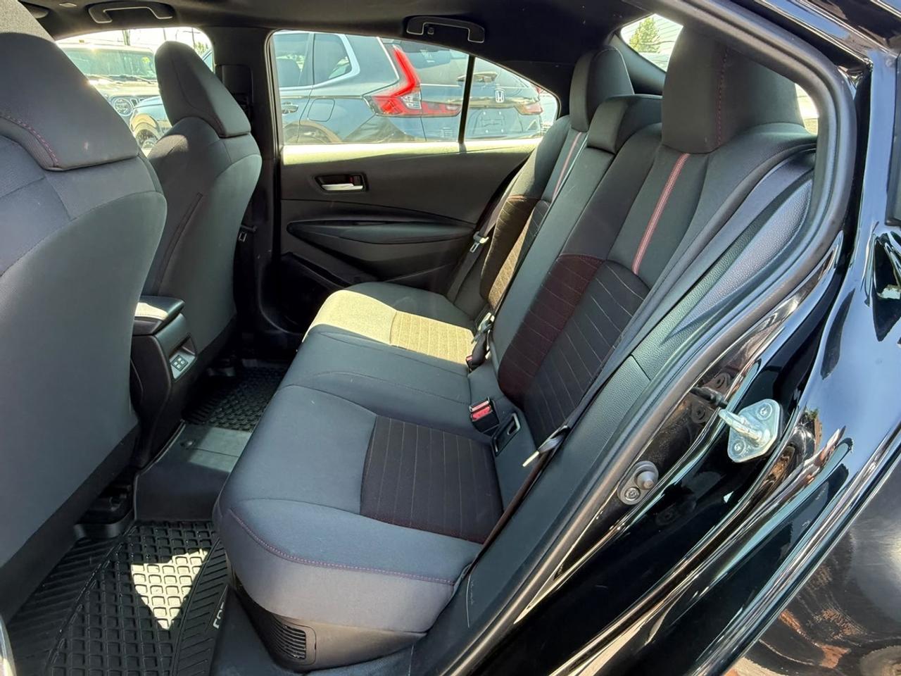 2024 Toyota Corolla SE Photo