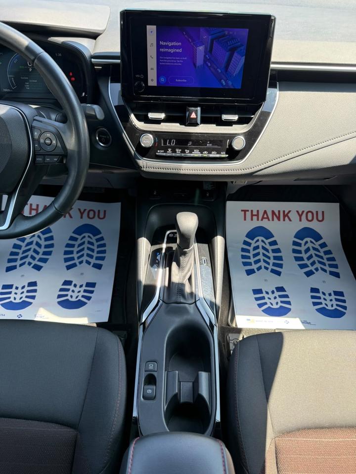 2024 Toyota Corolla SE Photo