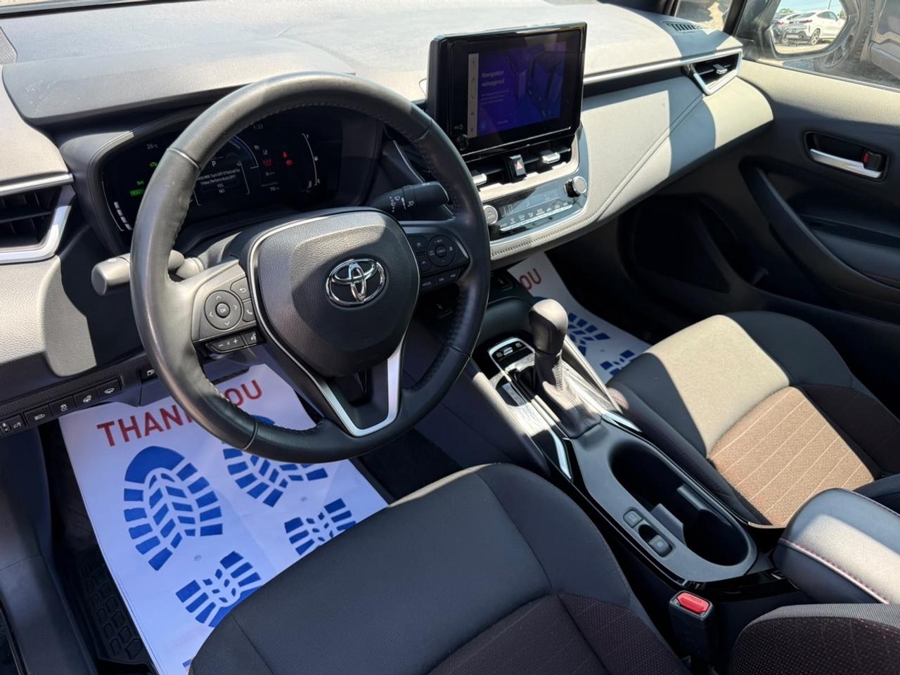 2024 Toyota Corolla SE Photo