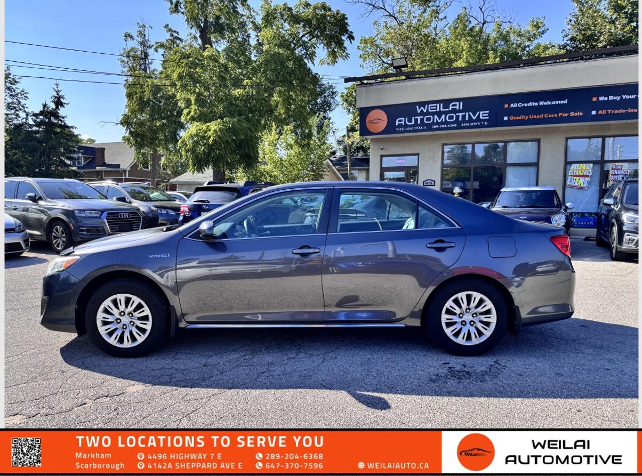 2013 Toyota Camry Hybrid LE/No Accident/Hybrid/Mint! Photo4