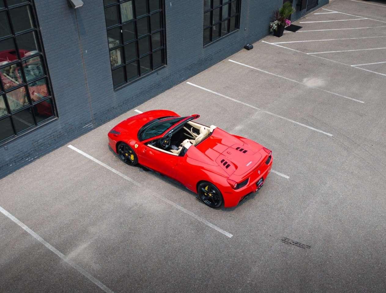 2013 Ferrari 458 2dr Conv Photo