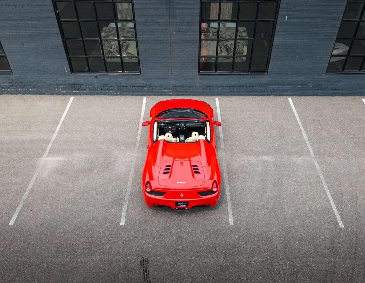 2013 Ferrari 458 2dr Conv Photo