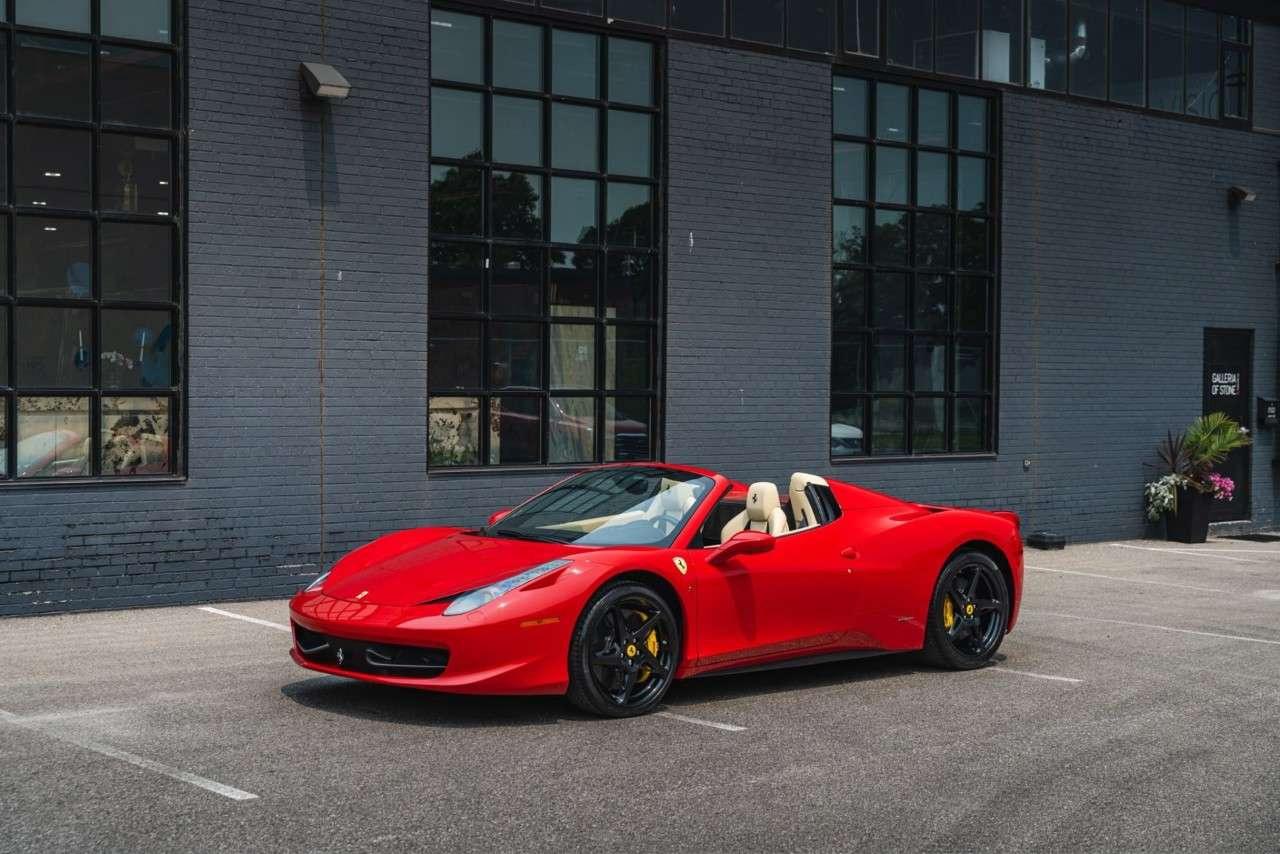 2013 Ferrari 458 2dr Conv Photo