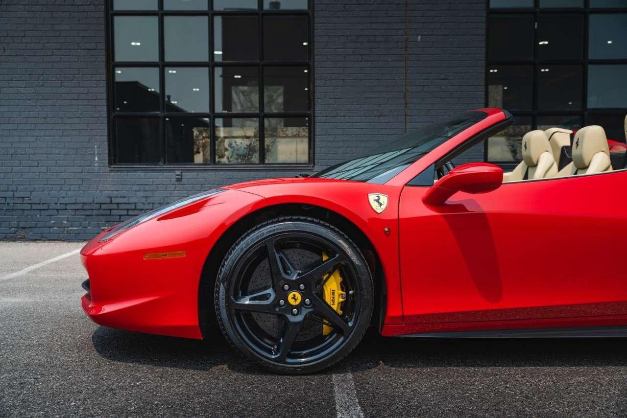 2013 Ferrari 458 2dr Conv Photo