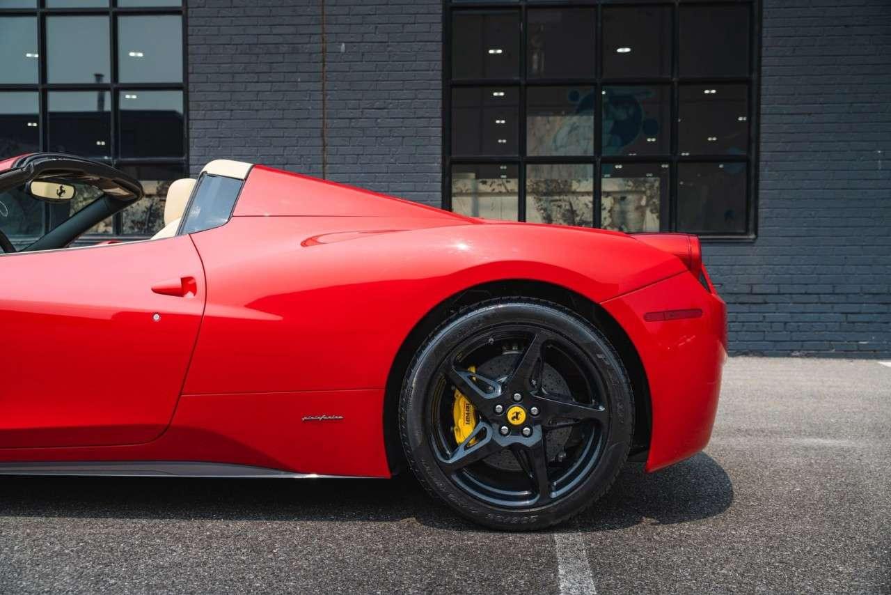 2013 Ferrari 458 2dr Conv Photo