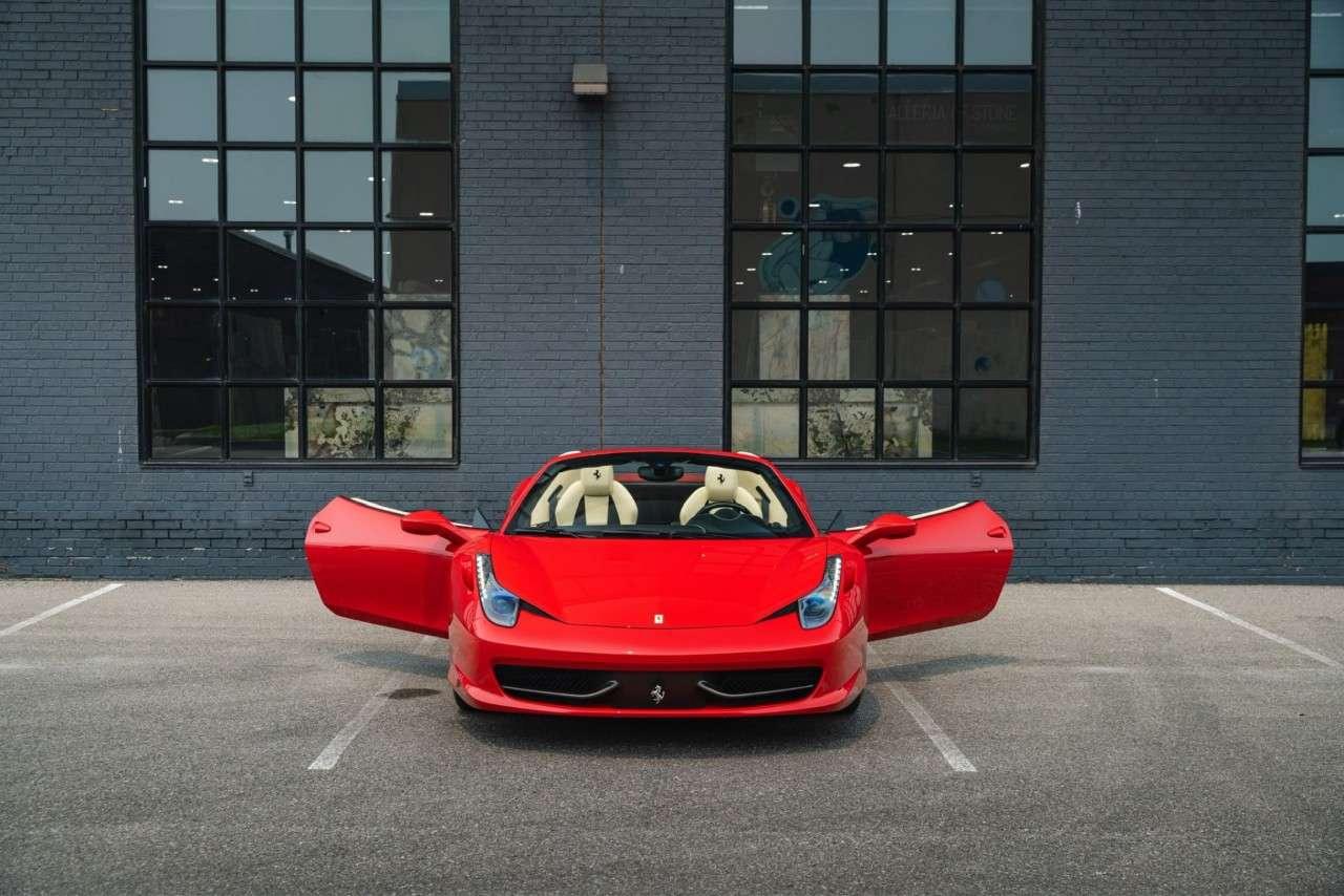 2013 Ferrari 458 2dr Conv Photo